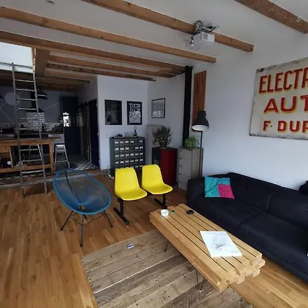Apartman Loft Au Coeur De L'ile De *